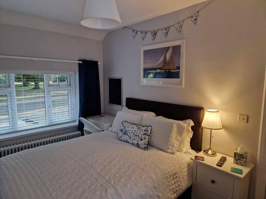 Room On Heath Park Cardiff Exterior foto